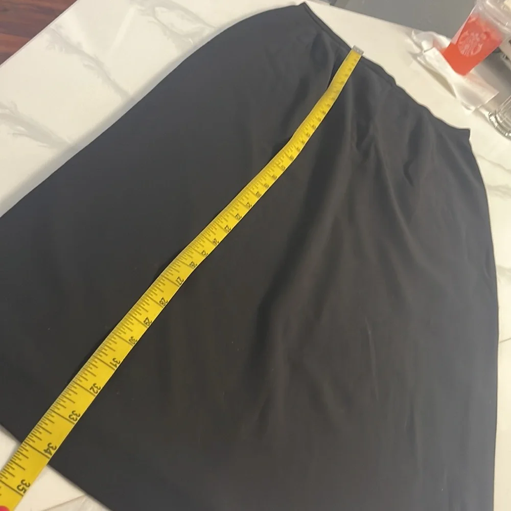 REQUIREMENTS SKIRT